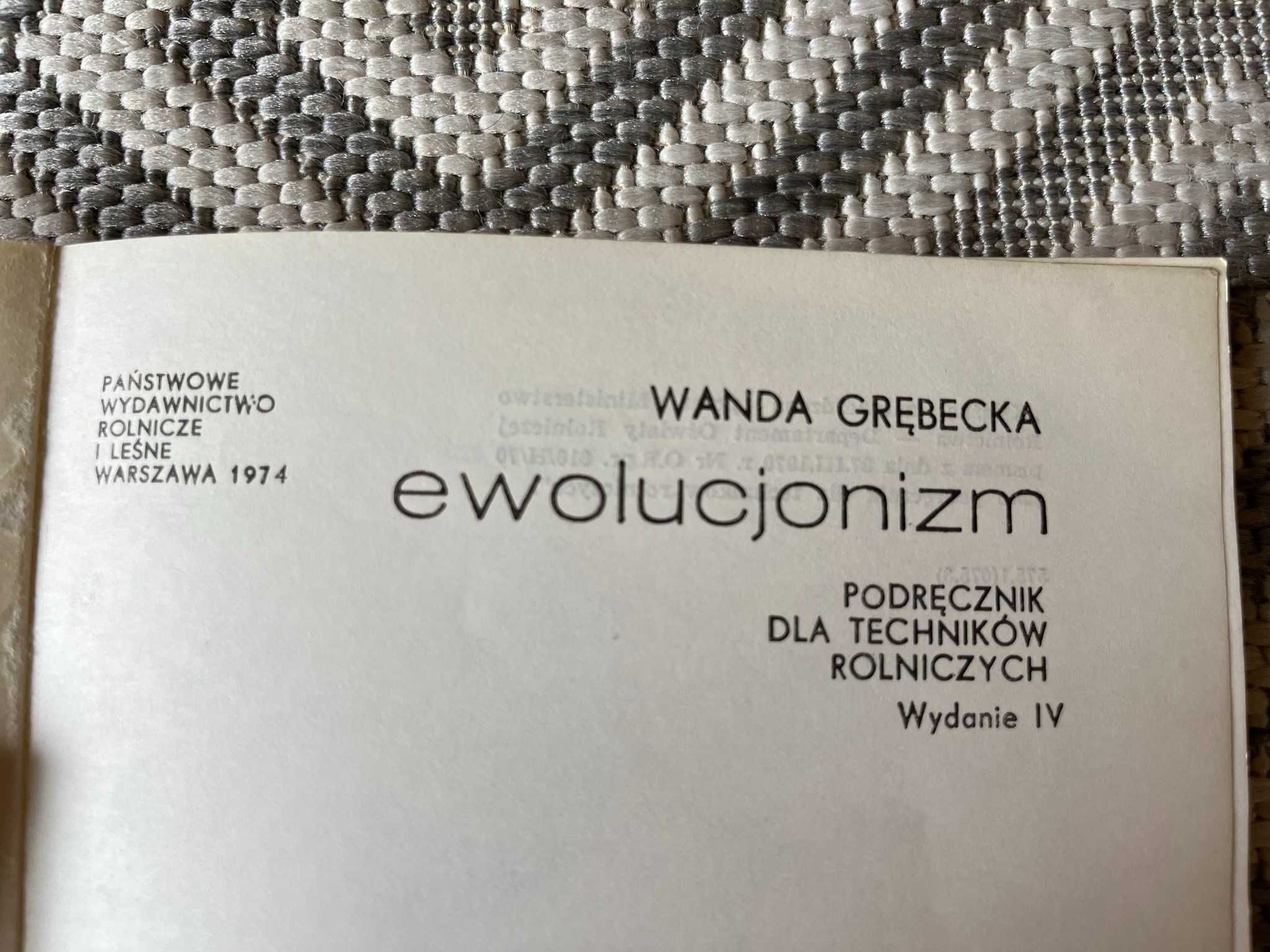 W. Grębecka "ewolucjonizm"