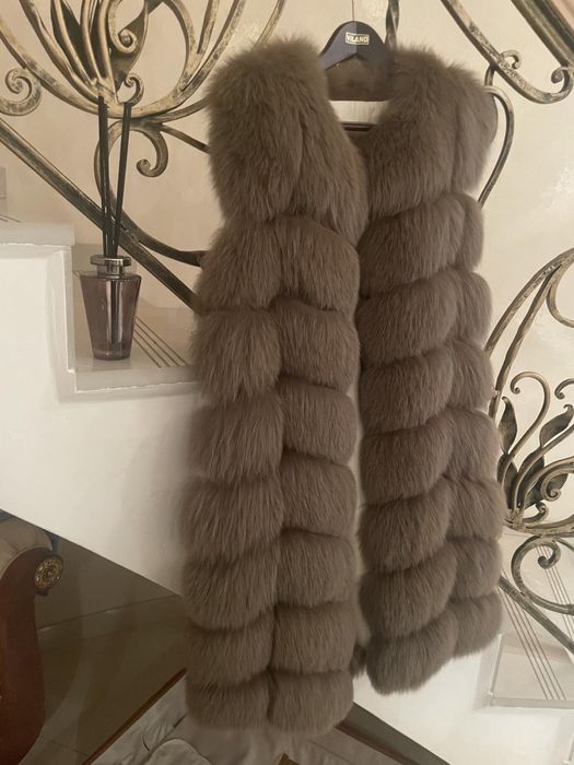 Жилетка меховая песец р.М 1000$