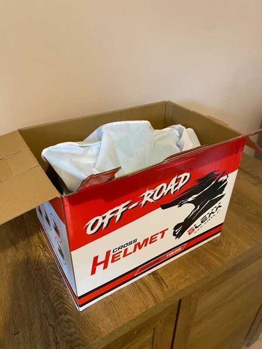 Kask dziecięcy crossowy z atestem firmy Blexx, rozmiar M, nowy