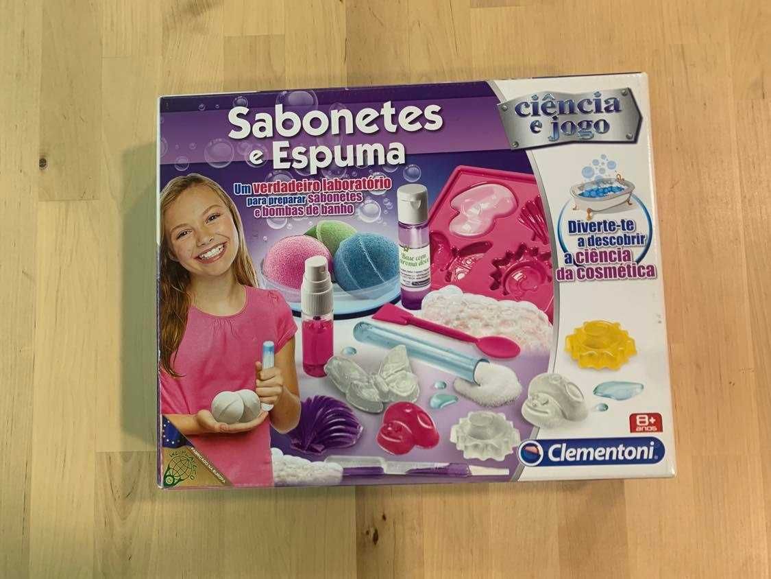 Sabonetes e Espuma da Clementoni