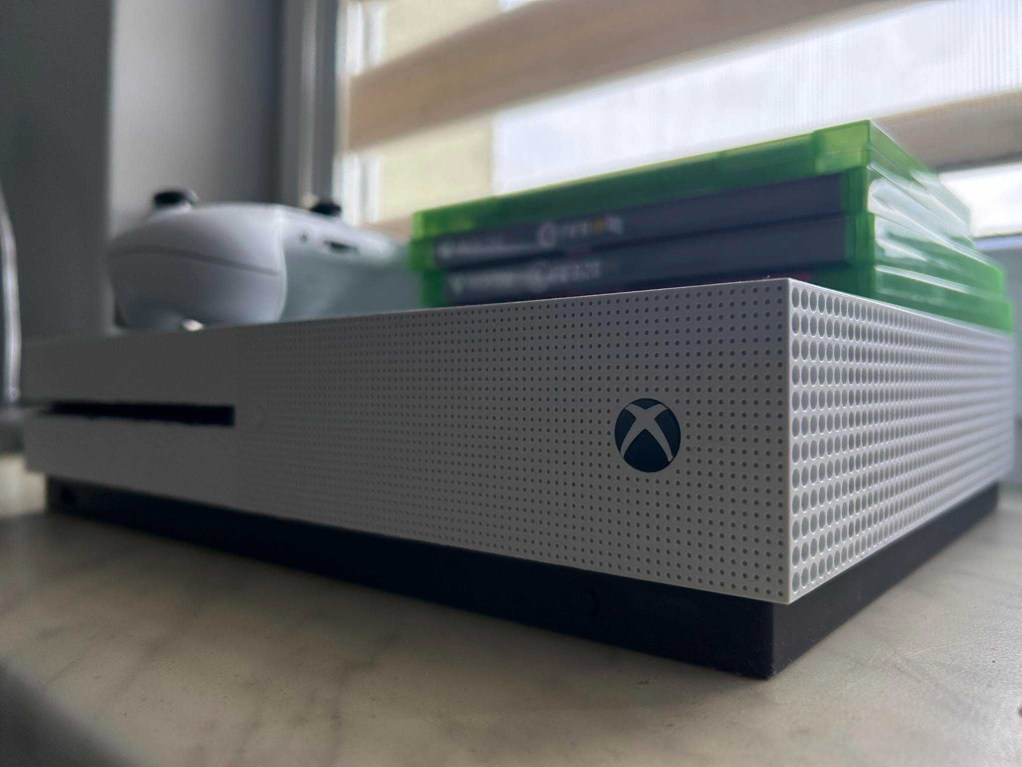 XBOX ONE S, stan bardzo dobry!