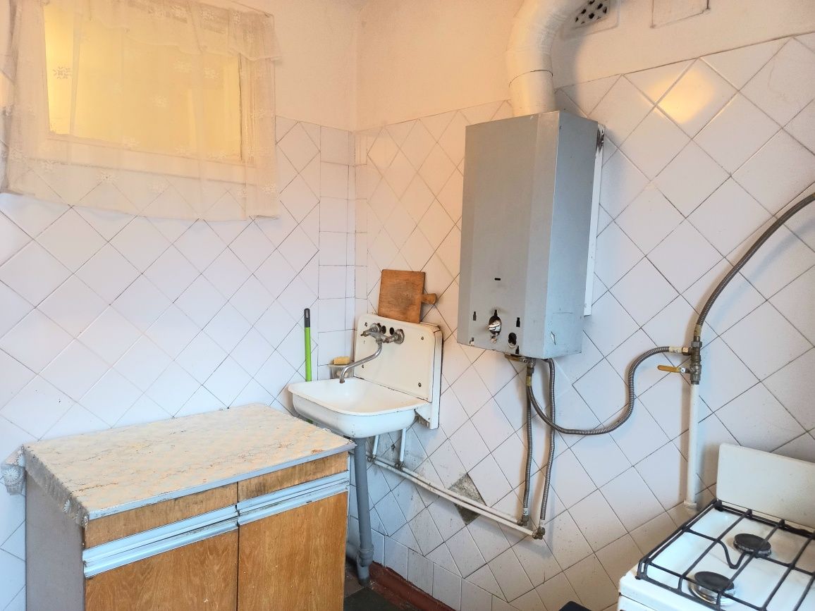 Продам 2х комн.квартиру на пл.АРТЁМА.