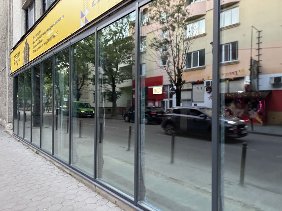 Продаж комерційного приміщення центр 2150 кв.м