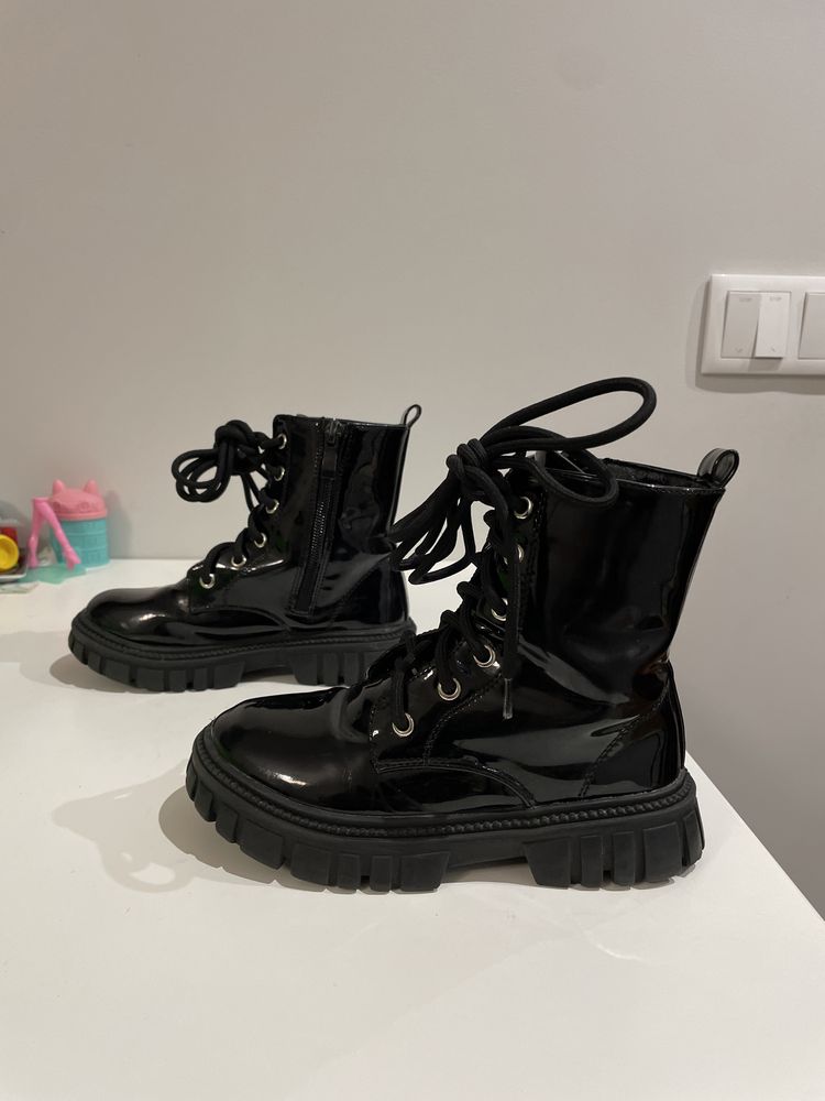 botas pretas verniz sola grossa