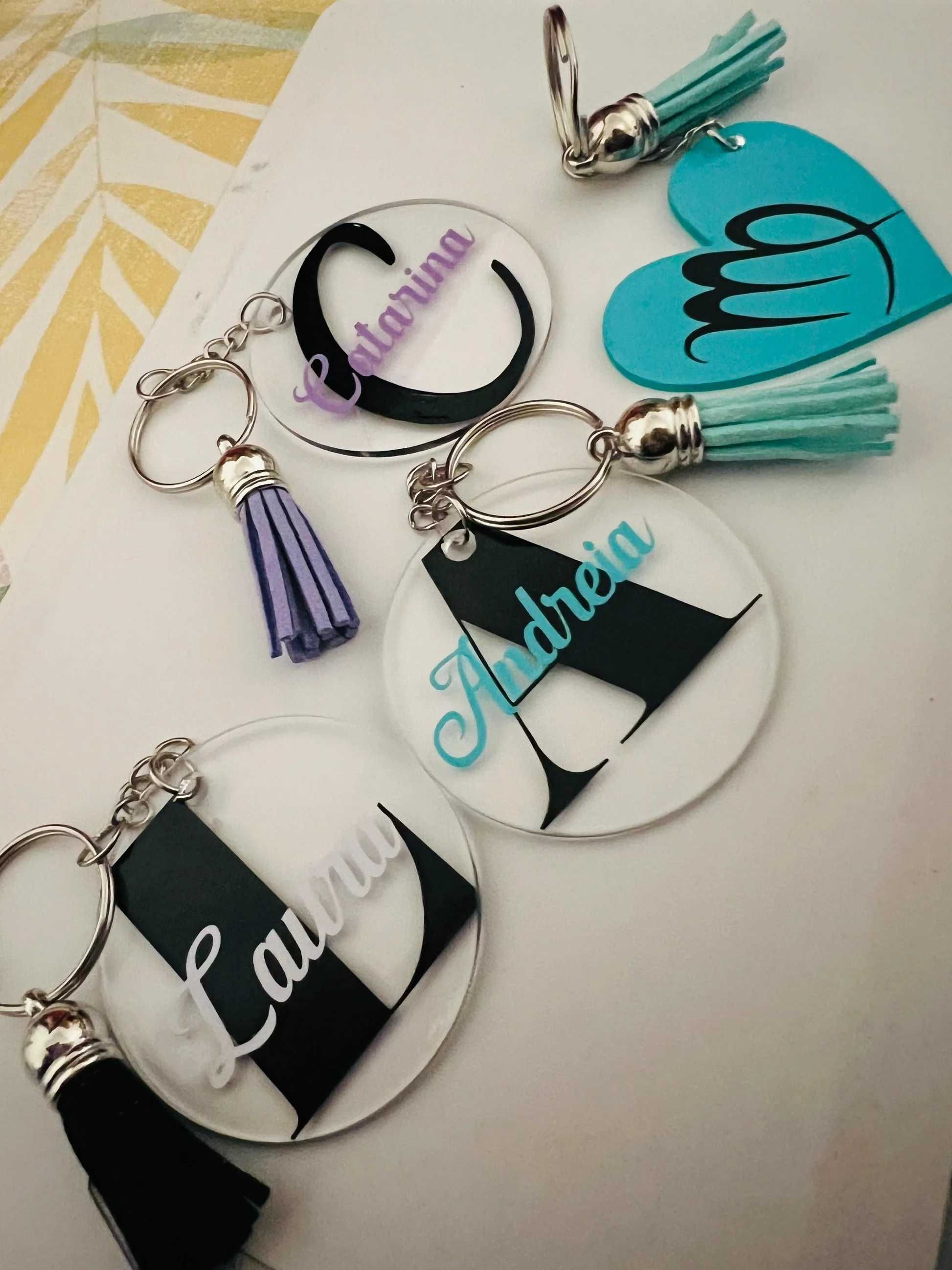 Canecas, camisolas, porta chaves em 3D e acrílico personalizadas