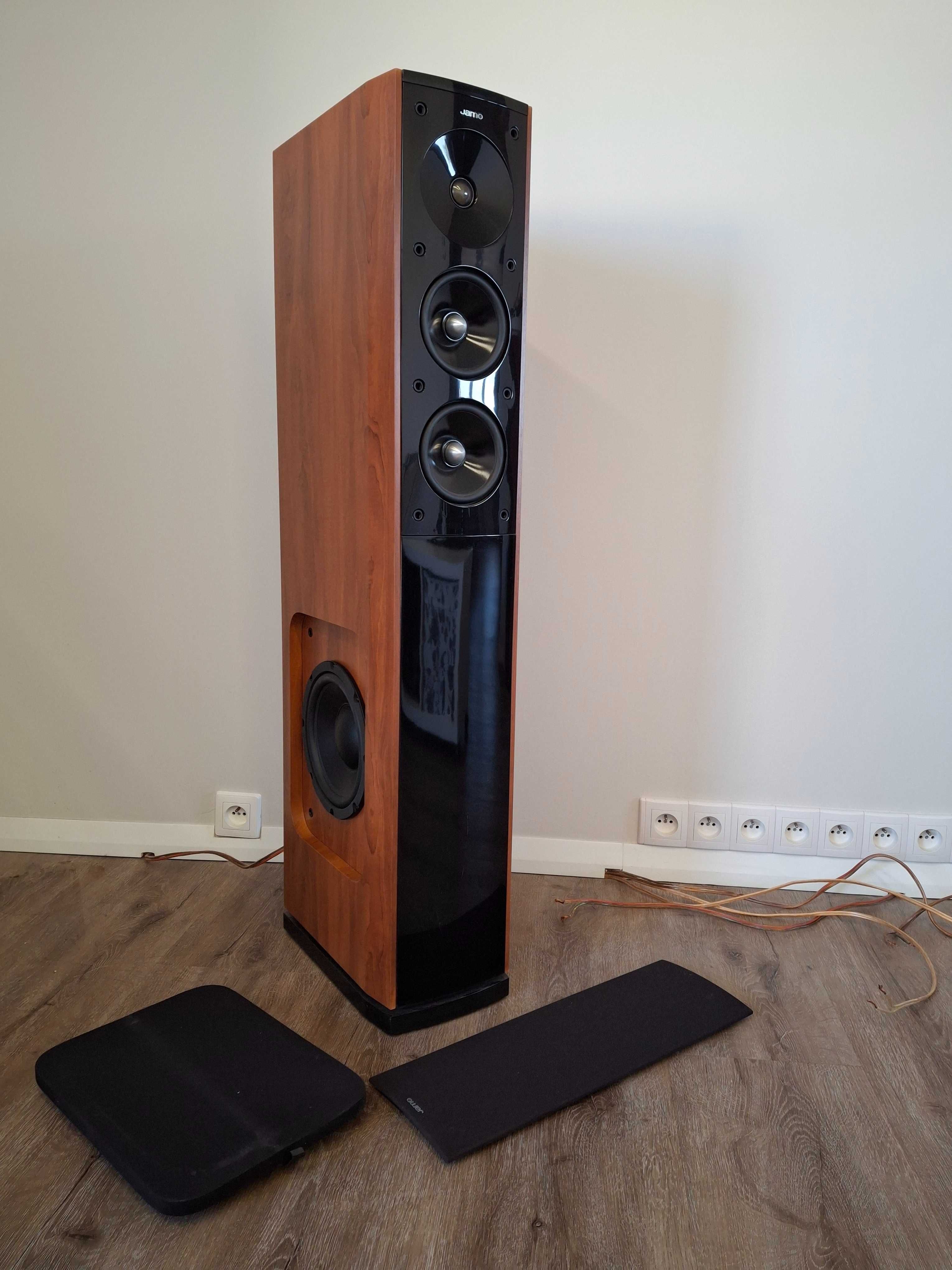 Denon AVR-1610 z zestawem 5 głośników Jamo - kino domowe 5.1