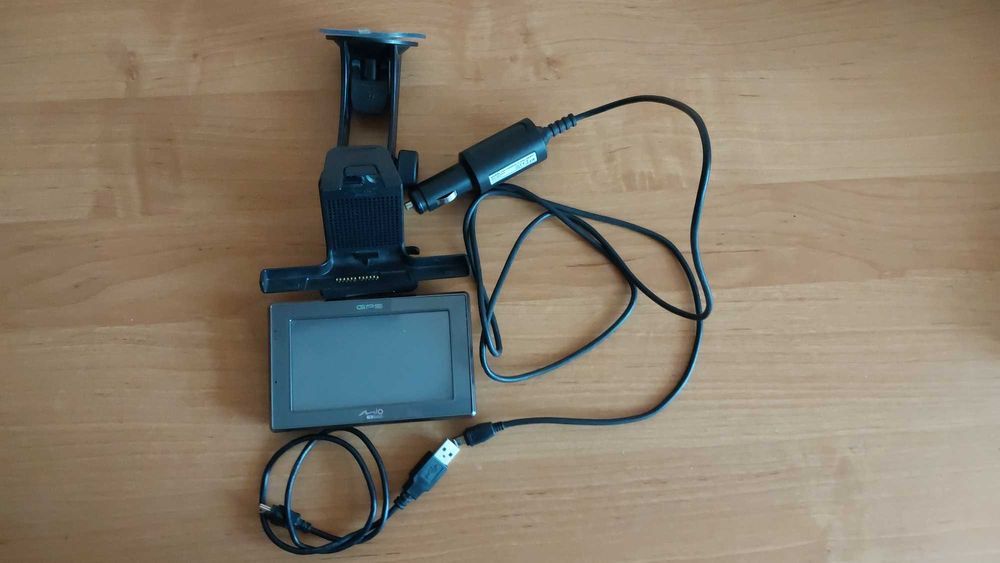 Nawigacja GPS MIO C720