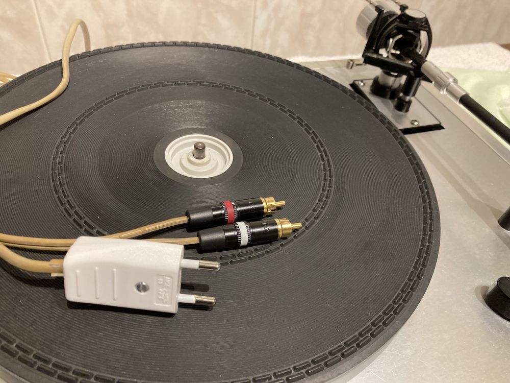 Thorens TD-166 MKII Turntable