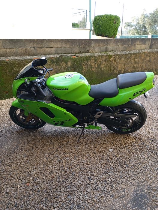 Kawasaki ninja zx9r
