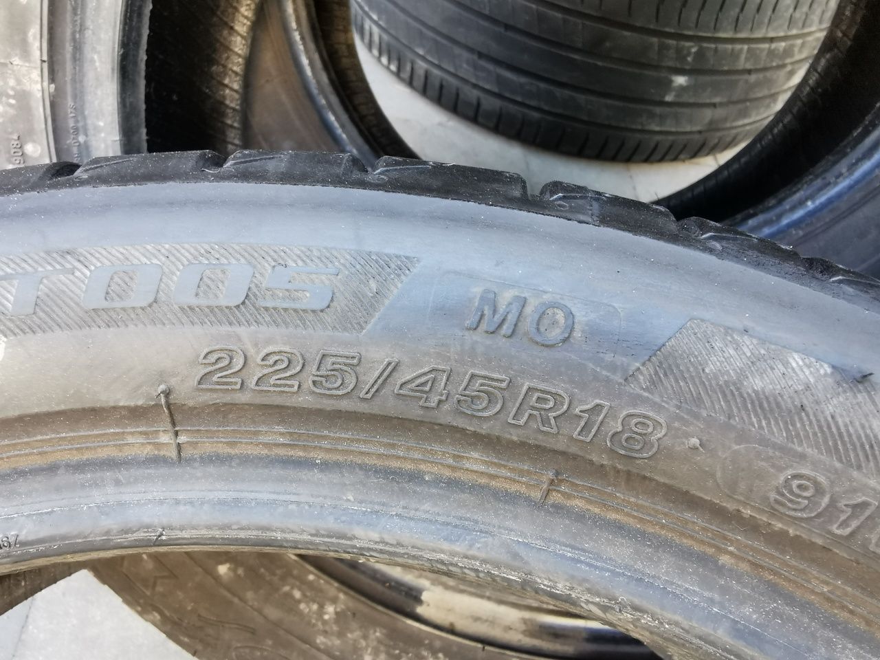 Летняя резина 225/45 R18 Bridgestone Turanza