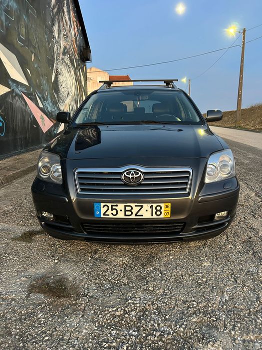 Toyota Avensis 2.2 D-CAT D4D Full Extras 177cv