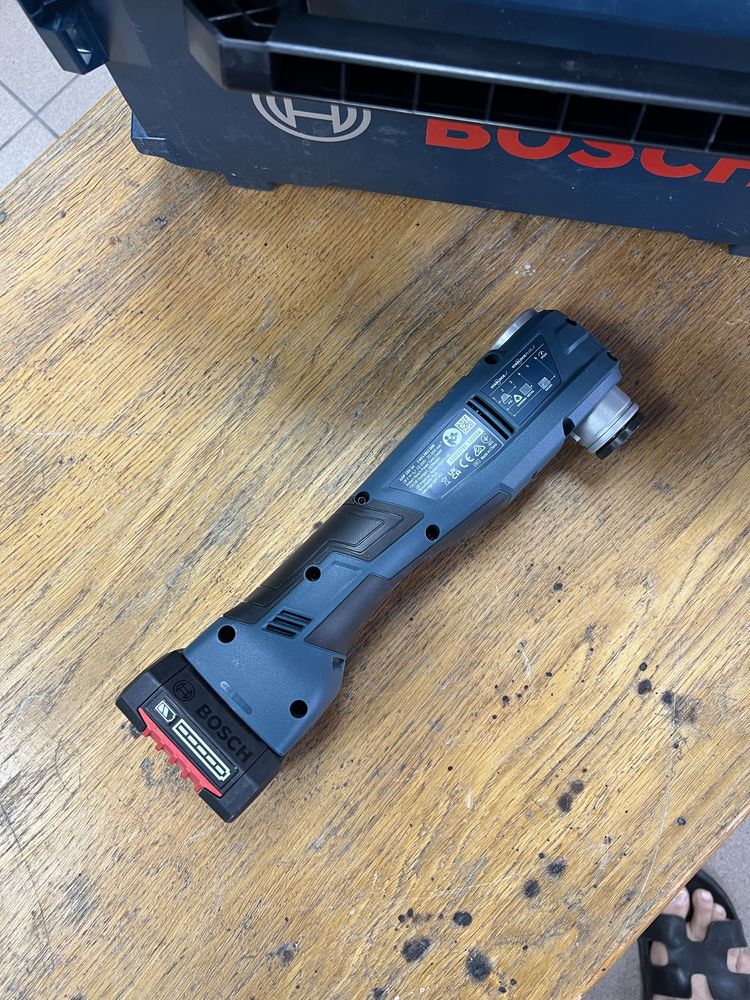 Многофункциональный инструмент Bosch 18v-34
