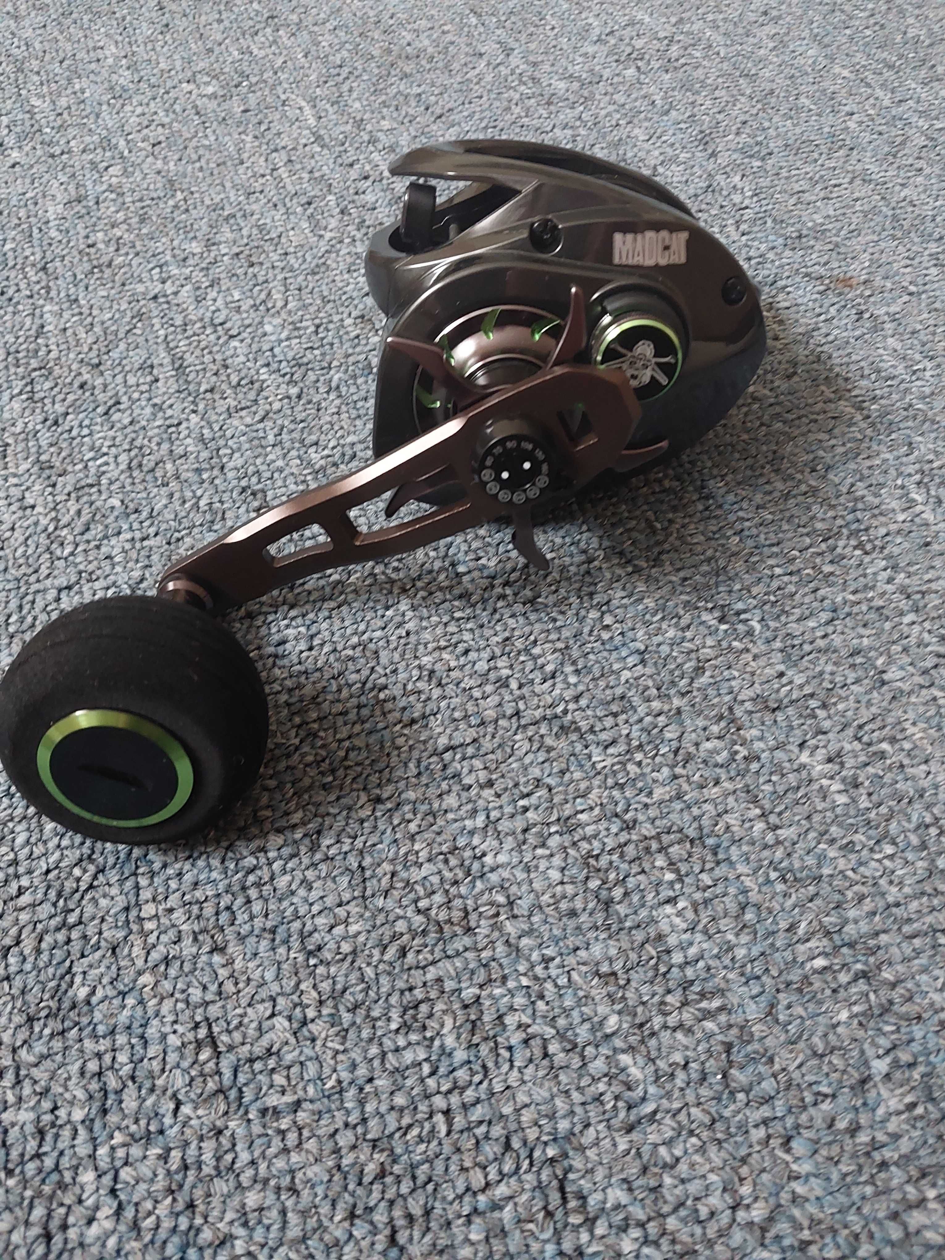 Kolowrotek sumowy multiplikator MADCAT DOMINION LOW PROFILE 400