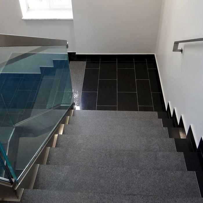 Płytki,Parapety i Stopnie Granit G684 Black Pearl Płomieniowany