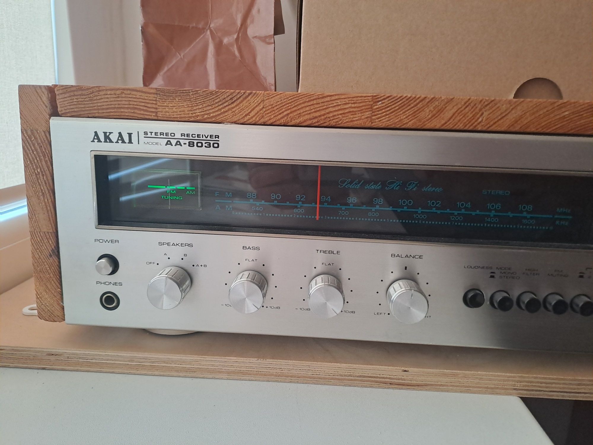 Amplituner Akai AA 8030 w drewnianej kasecie