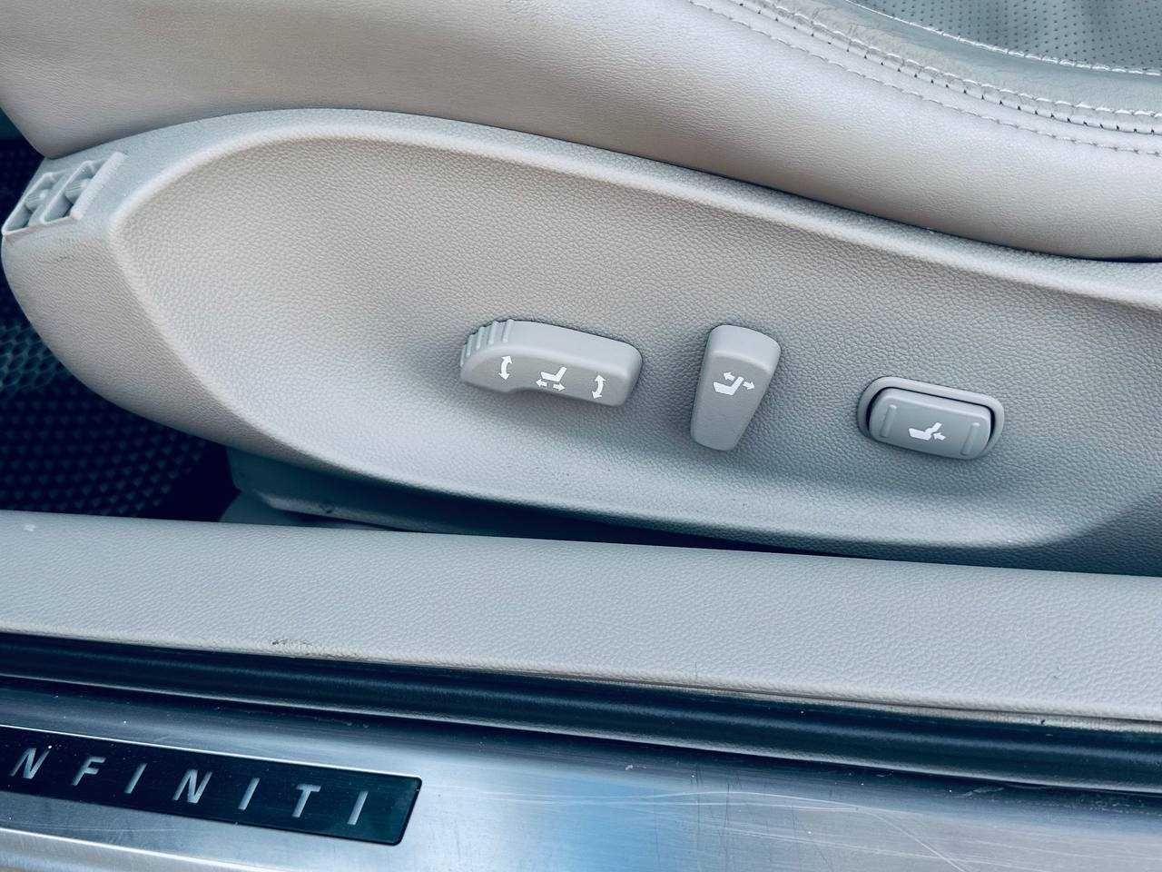 Авто Infiniti G37 2008