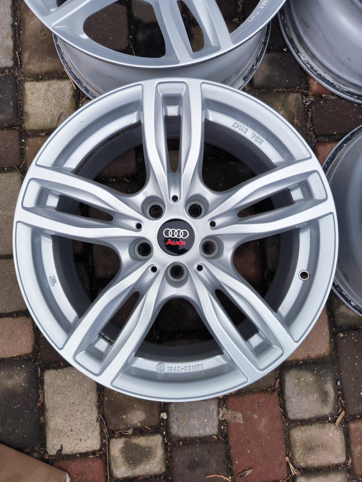 Felgi aluminiowe 17 Audi A3 A4 A5 A6 Allroad 5x112