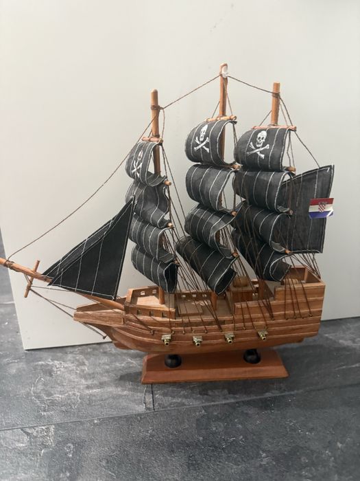 Drewniany model statku