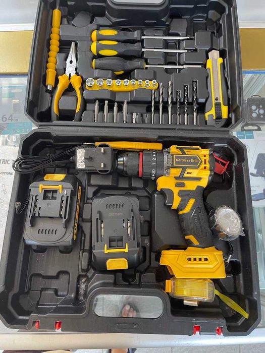 Шуруповерт Дрель 2аккумулятора НОВЫЙ комплект (Европа)