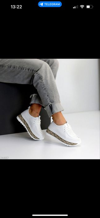 Кросовки , кеди , туфлі 40р