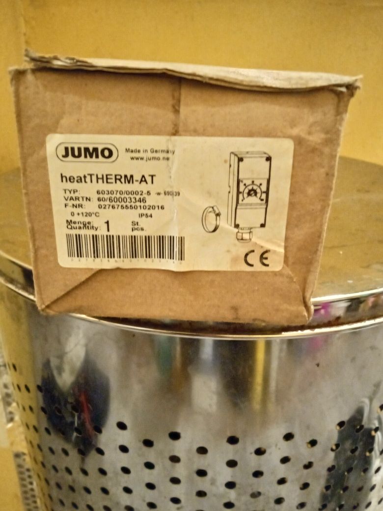 Termostat firmy JUMO heatTHERM -AT
