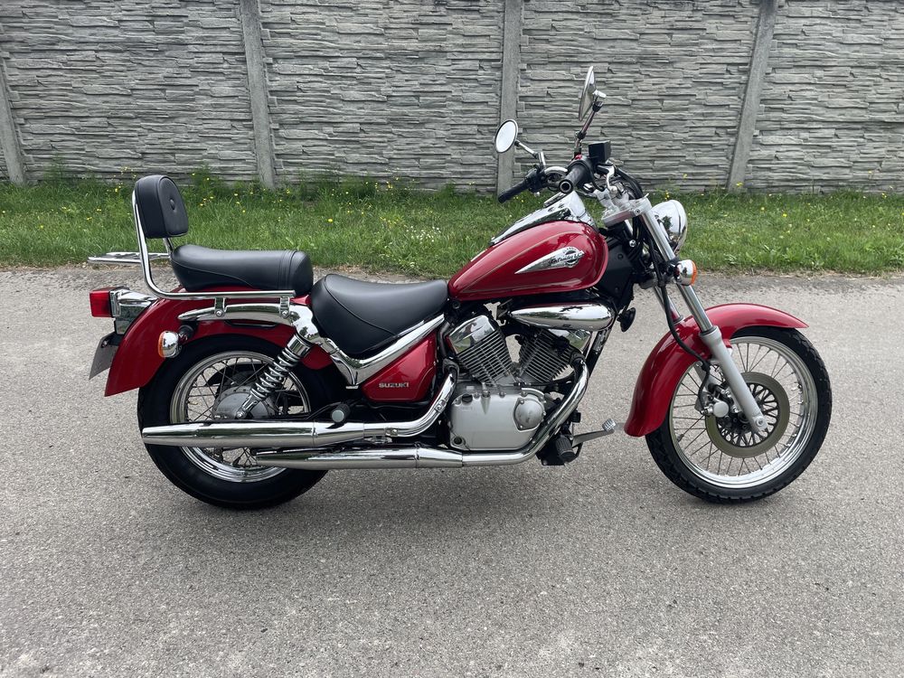 Suzuki Intruder 125