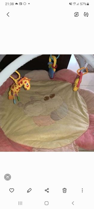 Mata do zabawy dla dziewczynki