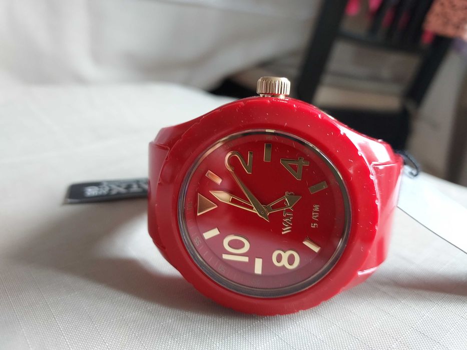 Relógio watxandco vermelho, novo + auriculares
