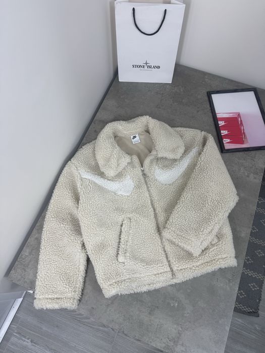 Жіноча Шерпа Куртчока Nike swoosh (флісова)