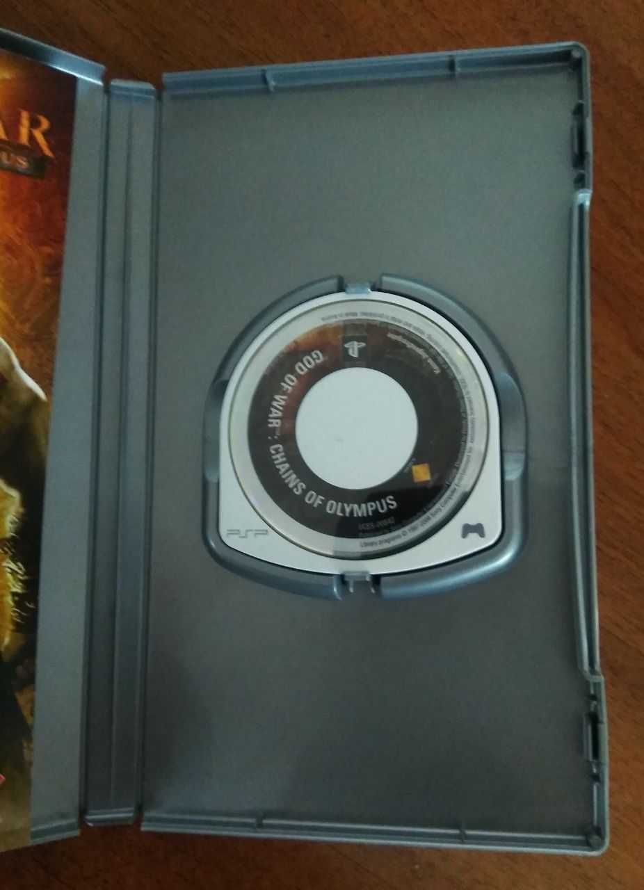 Ігра для Sony psp "God of war chains of olympus"