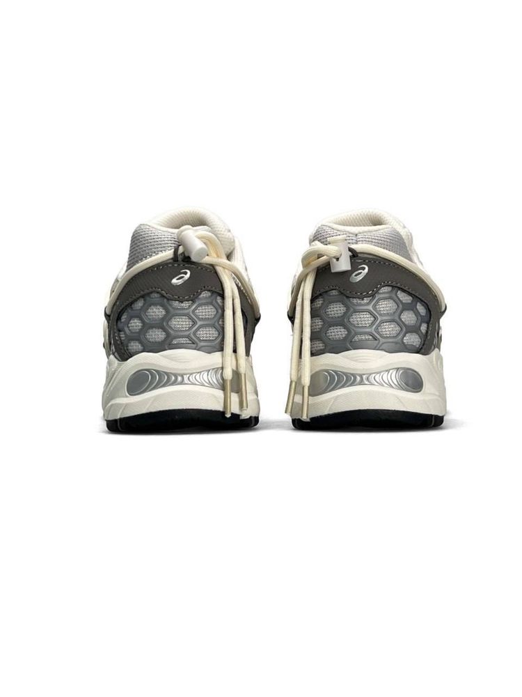 Чоловічі кросівки ASICS Gel-Kahana TR V2 Light Grey Beige, асикс тр в2