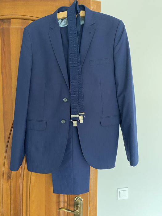 Чоловічий костюм двойка