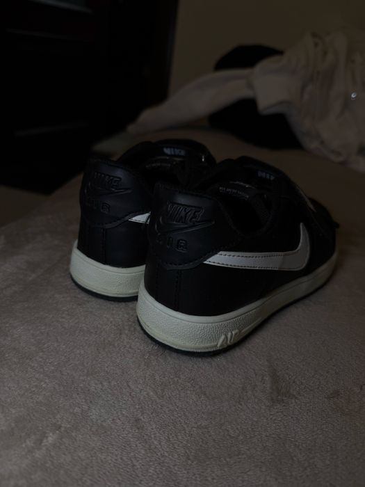 Кросівки Nike Air, чорні, розмір 33