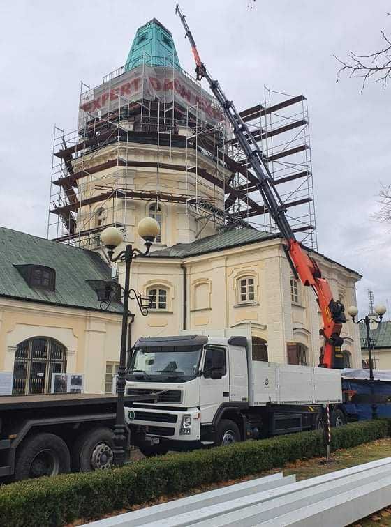 Usługi dźwig dekarski żuraw dekarski wynajem hds