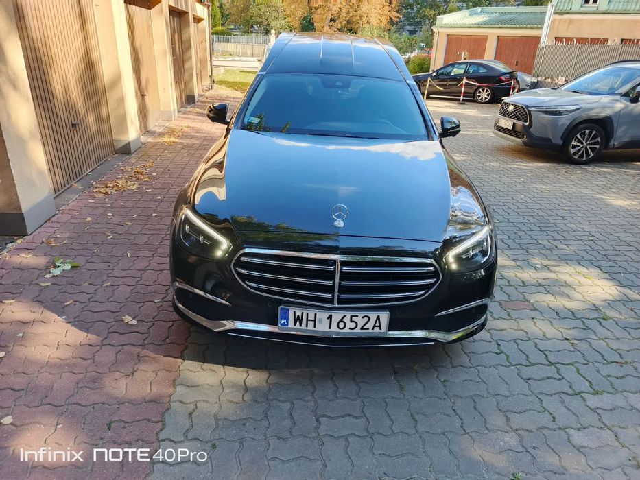 Mercedes-Benz Klasa E mercedes karawan pogrzebowy