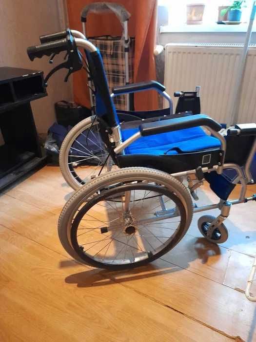 Wózek rehabilitacyjny (inwalidzki)