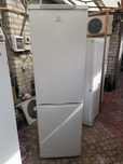 Холодильник Indesit