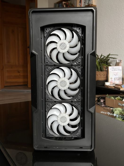 Komputer do gier - GPU Asus RX 5700 XT ROG STRIX, CPU Ryzen 5 5600X