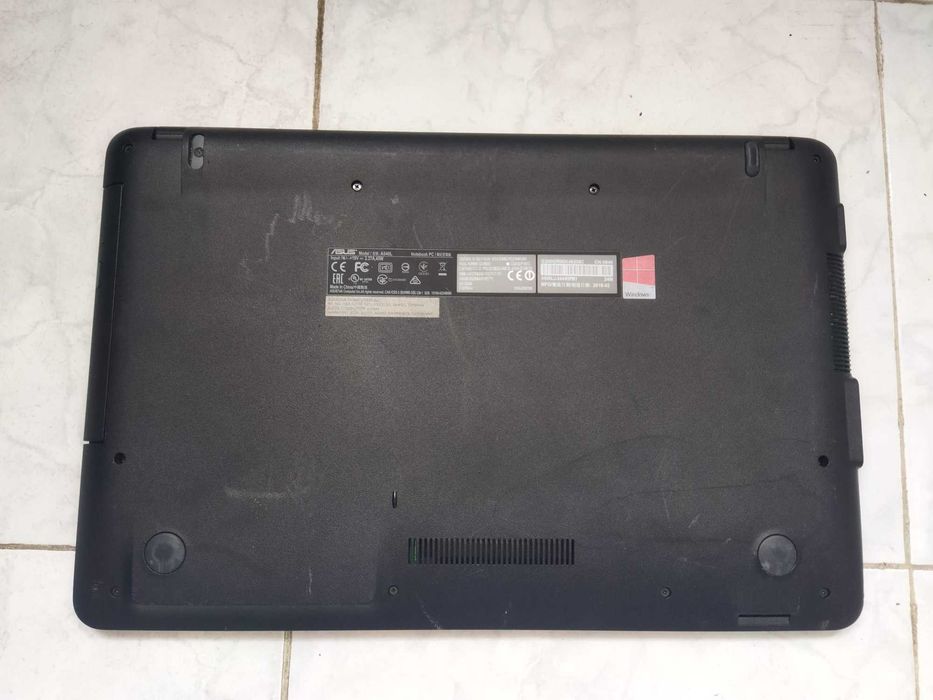 Portátil Asus A540L I3 5005U