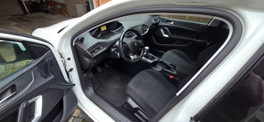 Peugeot 308 1.6 hdi 120 KM 121 tys km