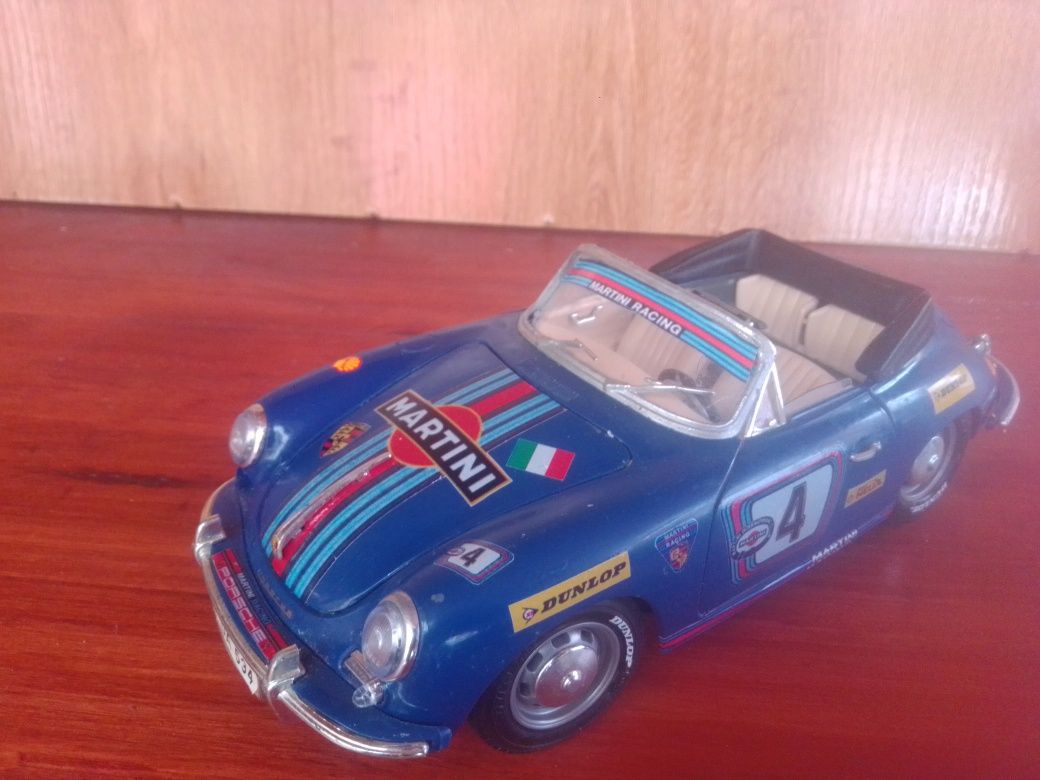 Miniatura Porshe 1/18