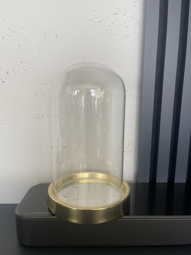 Szklana kopuła ozdoba złoto szklana podstawa
