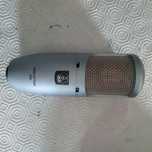 Akg Perception 200