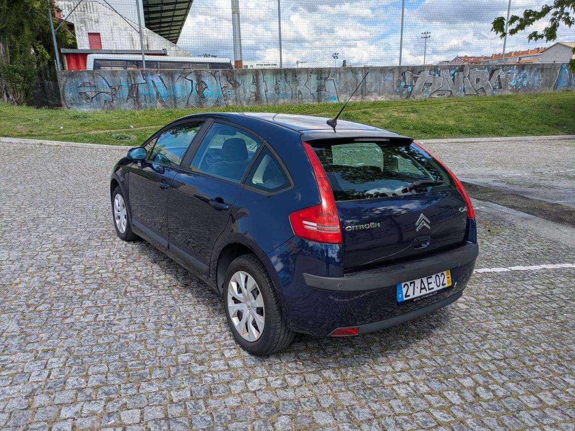 Citroën C4 em bom estado