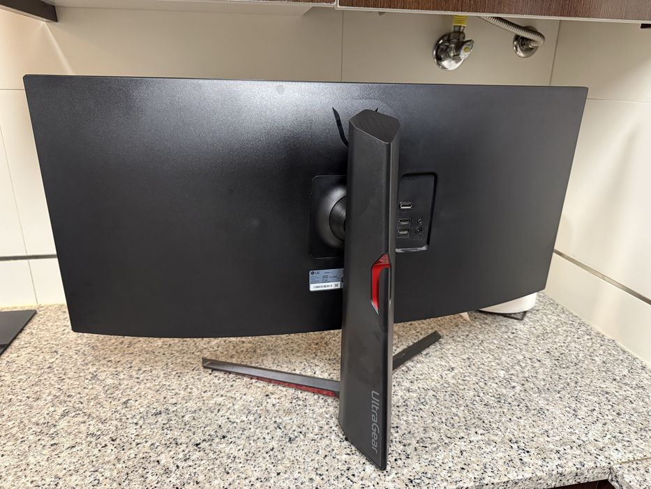 Monitor LG UltraGear 34GP63AP