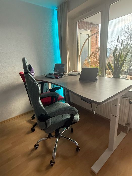 ! Duze biurko  mulimedialne 180/90 cm