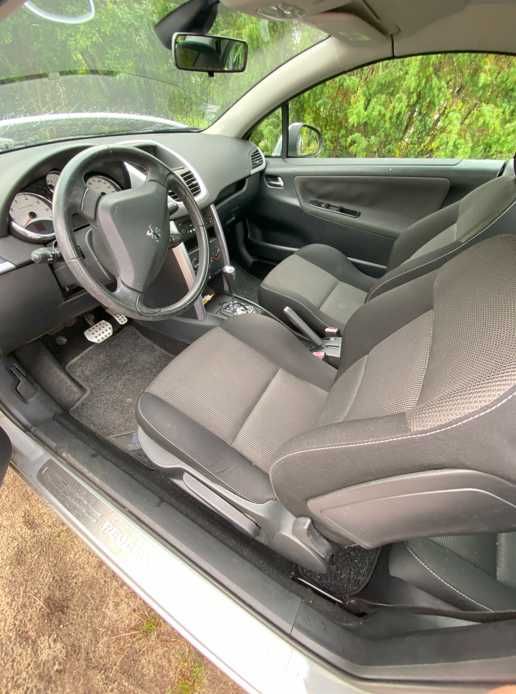 Peugeot 207cc 2007r. po kolizji