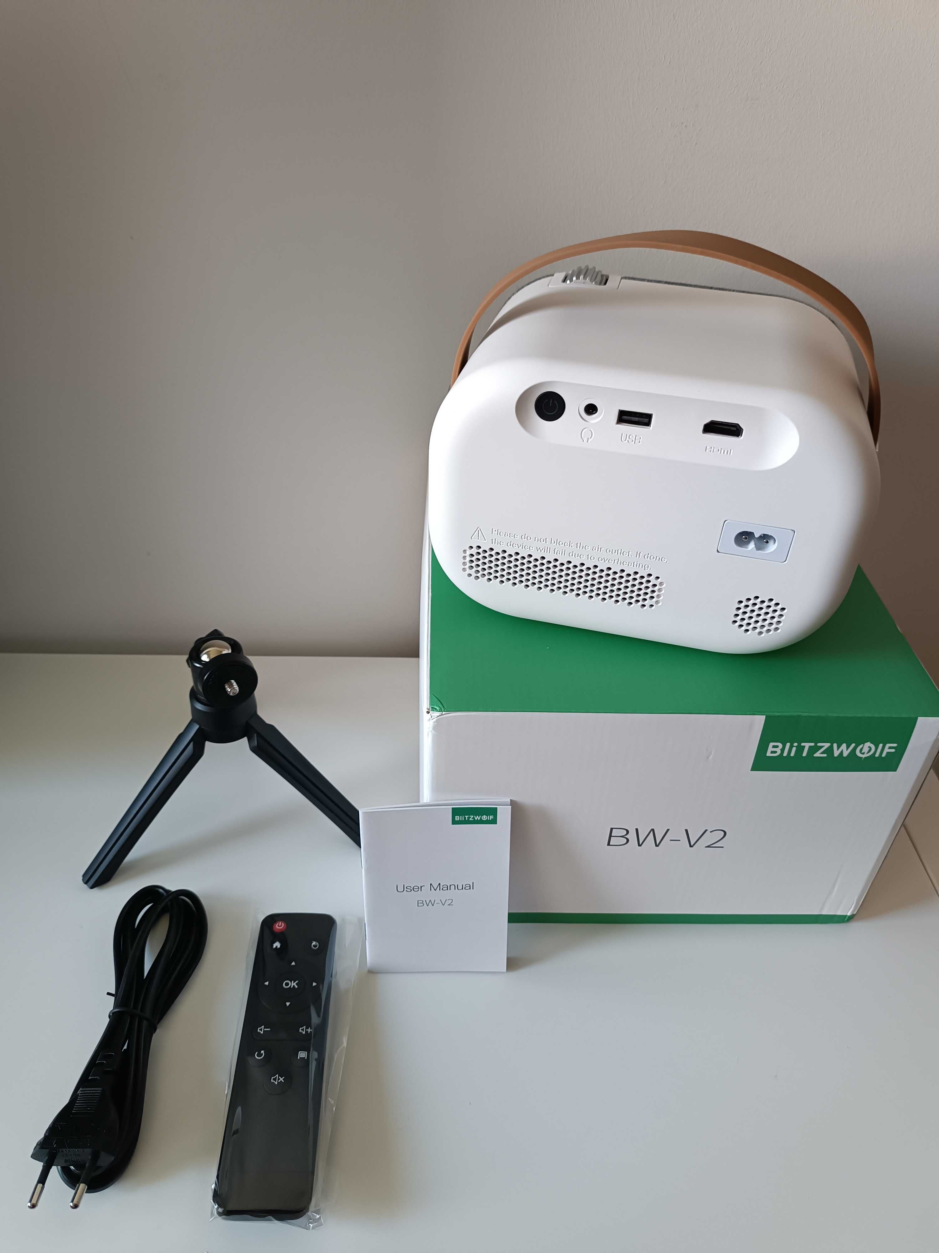 Projetor Android 5G / Blitzwolf / WiFi / 3300 Lumens/ 1080p (NOVO)