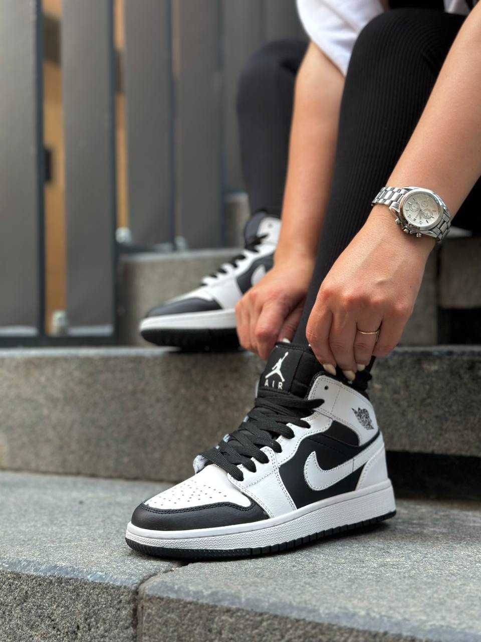 Nike Jordan White Black