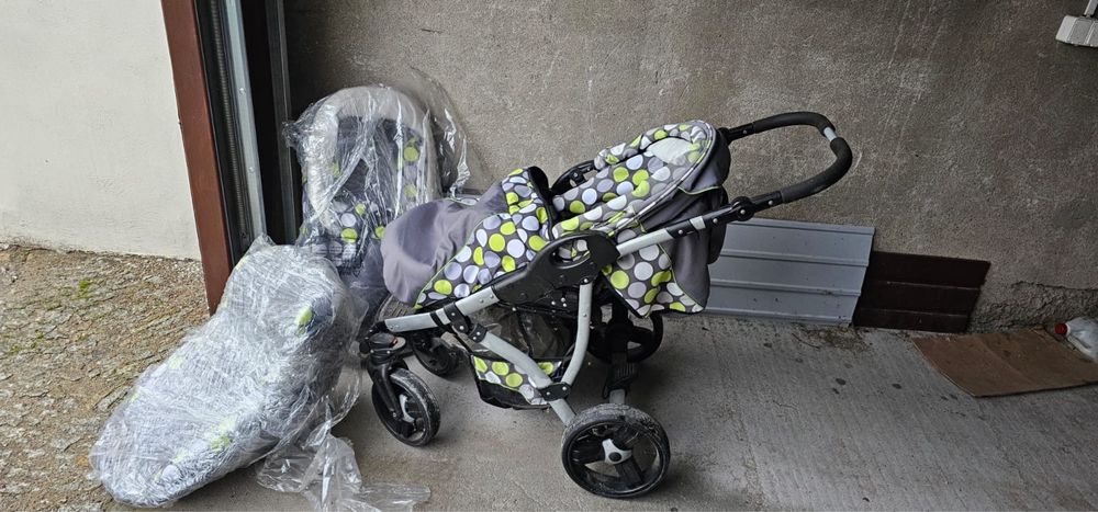 Sprzedam wózek 3 w 1